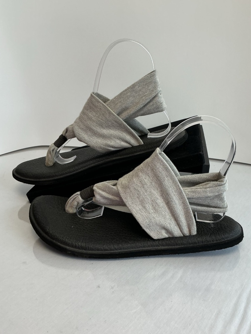 Sanuk Yoga Sling 2 Stretch Knit Yoga Mat Sandals Gray Black Women’s Size 7